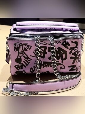 Women's Pink Graffiti Chain-Handle Shoulder Bag by